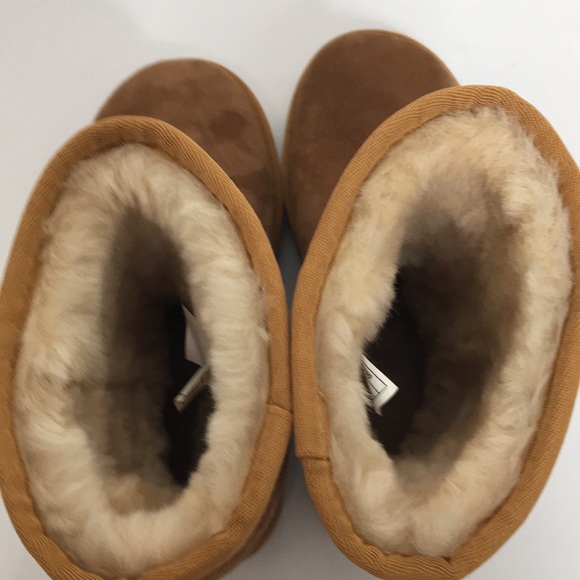 UGG Classic Suede Rustic Weave Boots - Picture 5 of 11